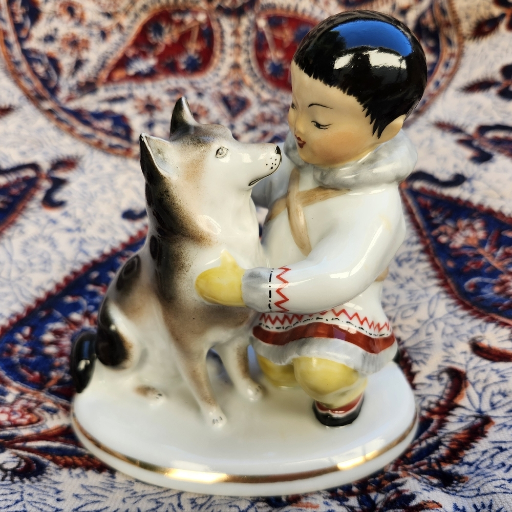 Eskimo Boy With Husky Dog Lomonosov Porcelain Collectible Figurine, USSR